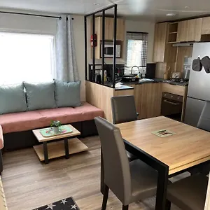 Camping Mobilhome Bora Bora, Pont-Aven